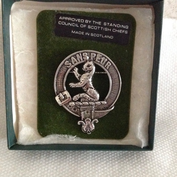 Pewter Men or Women's Kilt or Badge Pin - Picture 3 of 3